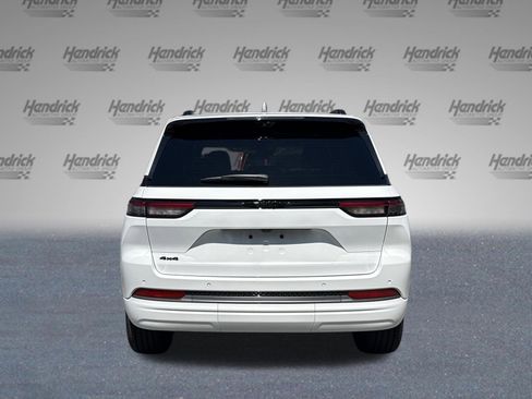 Used 2026 Jeep Grand Cherokee Limited Reserve image 8