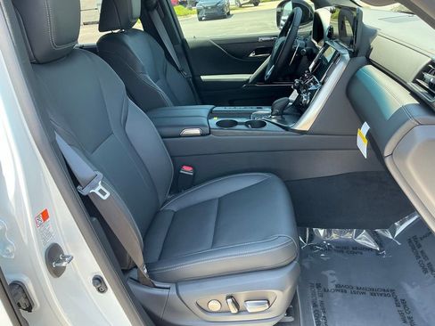New 2026 Lexus LX 700h Luxury AWD/4WD image 21