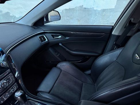 Used 2013 Cadillac CTS V RWD image 24