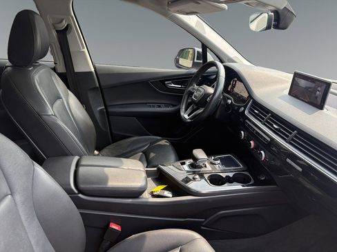 Used 2019 Audi Q7 3.0T Premium Plus image 13