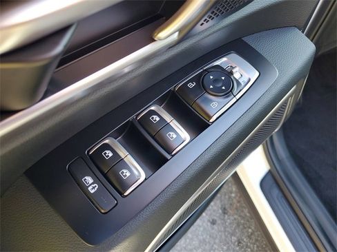 New 2025 Kia Telluride S image 22