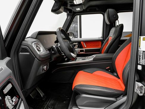 Used 2025 Mercedes-Benz G 63 AMG 4MATIC image 8