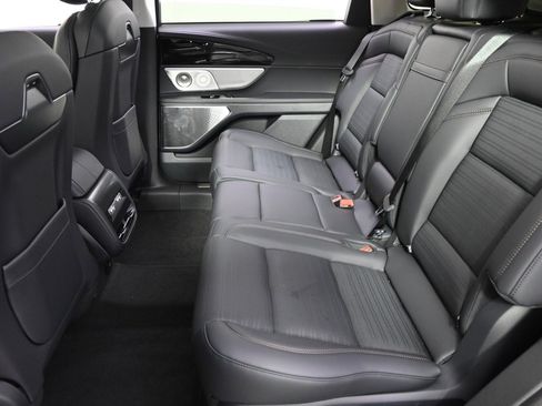 New 2026 Lincoln Nautilus Reserve image 21