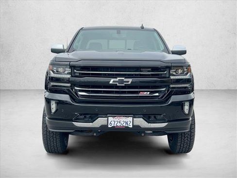 Used 2018 Chevrolet Silverado 1500 LTZ Z71 w/ LTZ Plus Package image 2