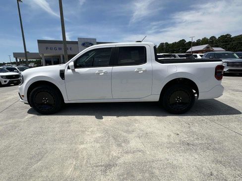 New 2025 Ford Maverick Lobo image 4