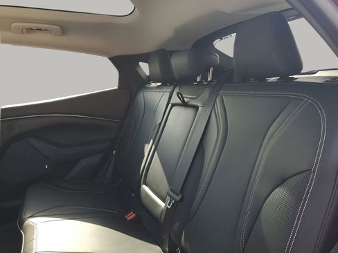 Used 2021 Ford Mustang Mach-E Premium image 19