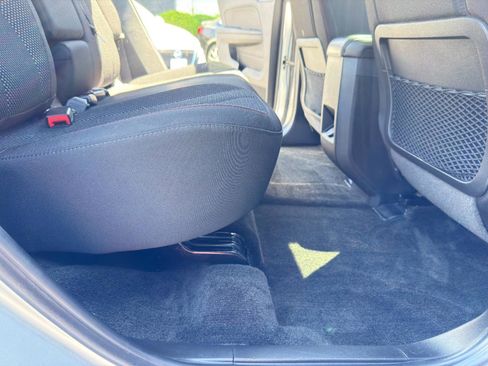 Used 2017 Chevrolet Equinox LT w/ Convenience Package FWD image 37