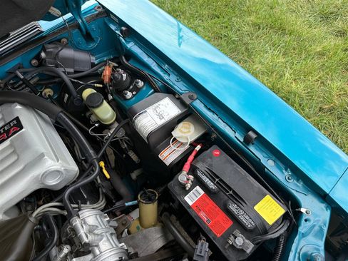 Used 1993 Ford Mustang Cobra RWD image 90