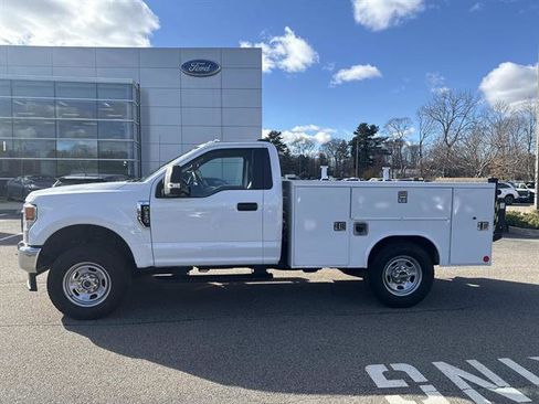 Used 2021 Ford F550 4x4 Regular Cab Super Duty image 2