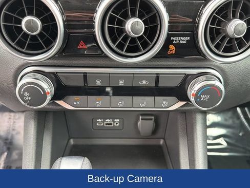 Used 2023 Nissan Sentra SV FWD image 14
