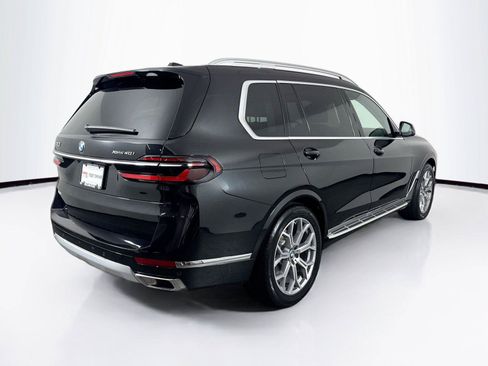 Used 2025 BMW X7 xDrive40i AWD/4WD image 2