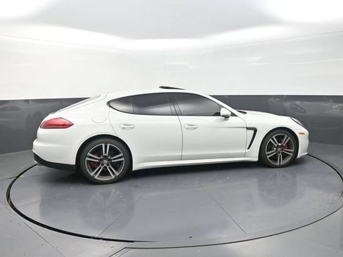 Used 2016 Porsche Panamera 4 AWD/4WD image 9