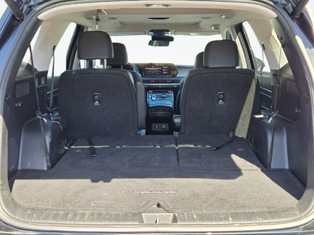 Used 2023 Hyundai Palisade SEL w/ Premium Package FWD image 8