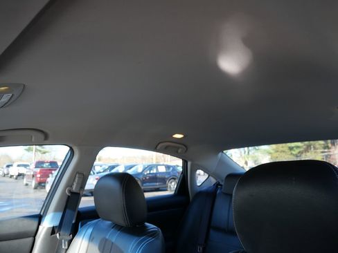 Used 2014 Nissan Altima 2.5 S w/ Sport Value Package image 11