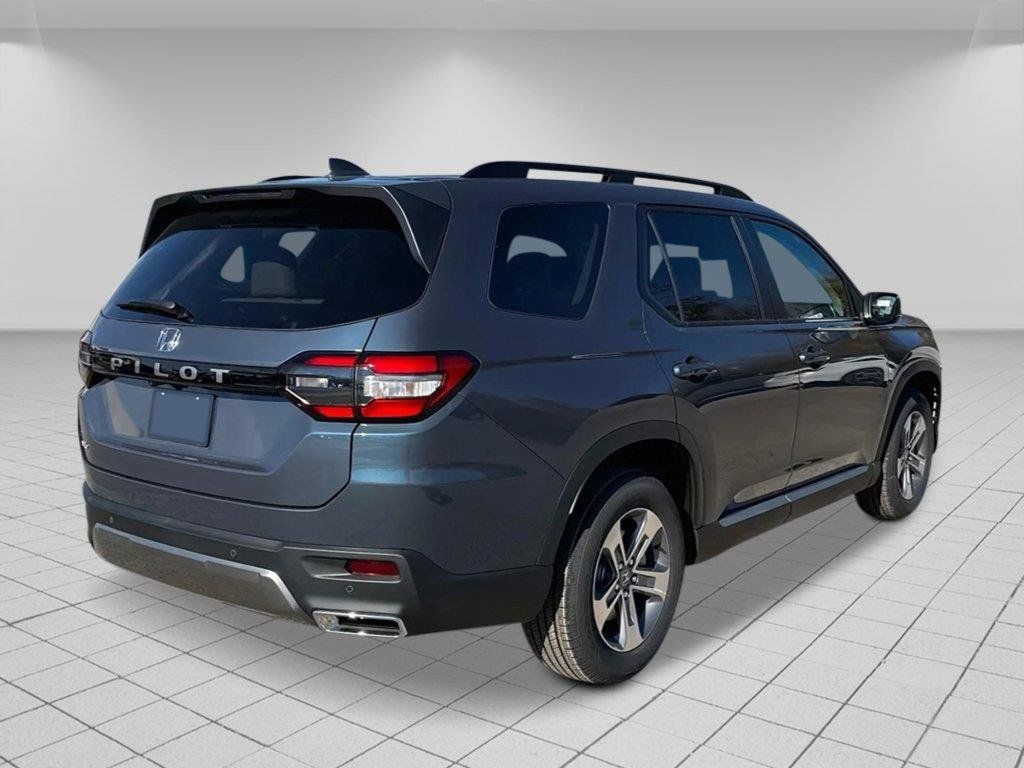 New 2026 Honda Pilot EX-L image 5
