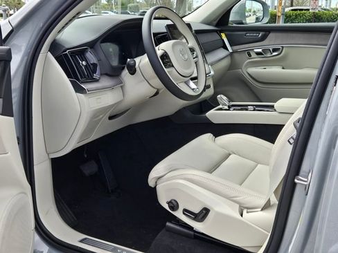 New 2026 Volvo XC90 B6 Ultra w/ Protection Package AWD/4WD image 13