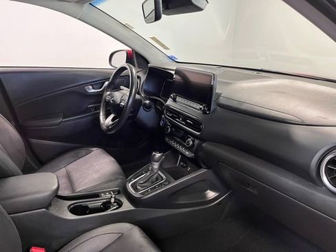 Used 2022 Hyundai Kona Limited image 11