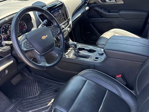 Certified 2023 Chevrolet Traverse Premier FWD image 6
