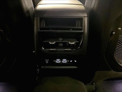 Used 2022 Jeep Grand Cherokee Overland image 63