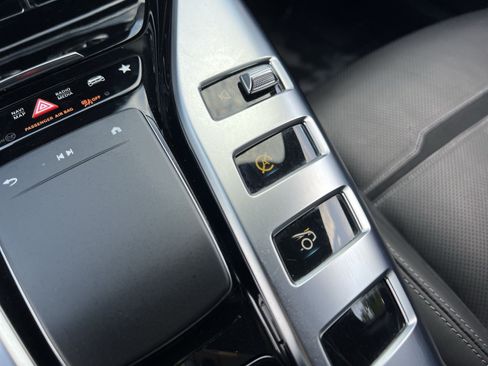 Used 2024 Mercedes-Benz AMG GT 43 image 42
