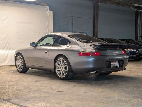 Used 2001 Porsche 911 GT3 RS image 33