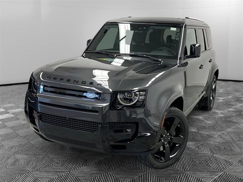 New 2026 Land Rover Defender 110 X-Dynamic SE image 1