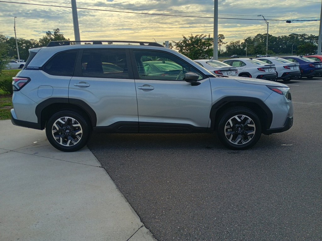 Certified 2025 Subaru Forester Premium AWD/4WD image 4