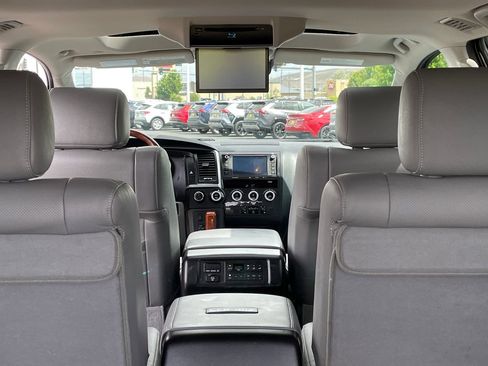 Certified 2022 Toyota Sequoia Platinum AWD/4WD image 17