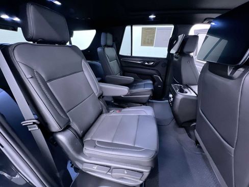 Used 2023 GMC Yukon Denali w/ Denali Reserve Package AWD/4WD image 38
