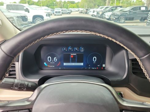 Used 2024 Ford Expedition Platinum AWD/4WD image 26