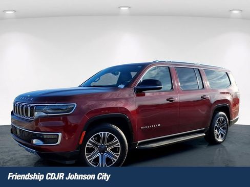 Certified 2024 Jeep Wagoneer L Series II w/ Flexible Seating Group AWD/4WD image 1