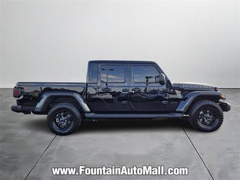 Used 2025 Jeep Gladiator High Tide image 5
