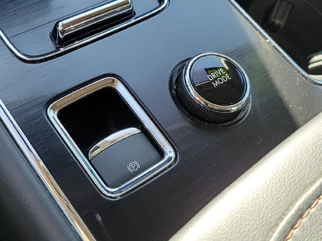Used 2023 Lincoln Aviator Reserve w/ Equipment Group 201A AWD/4WD image 22