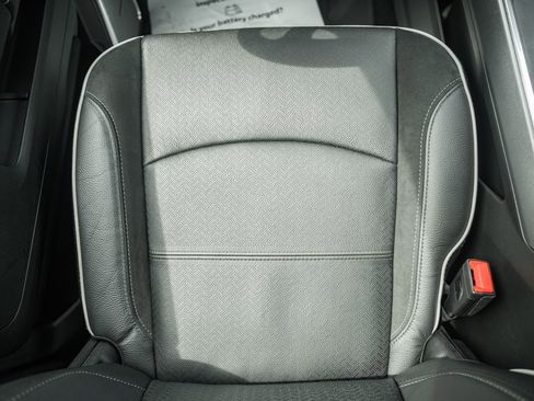New 2026 RAM 2500 Laramie AWD/4WD image 37