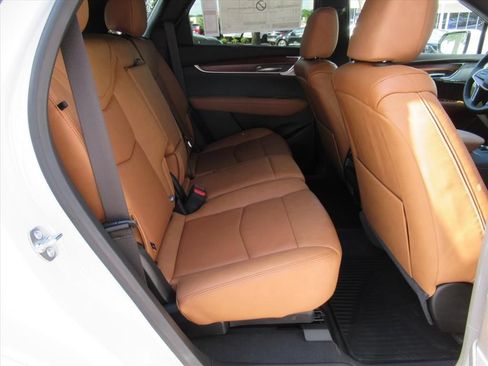 New 2026 Cadillac XT5 Premium Luxury w/ Driver Assist Package FWD image 31