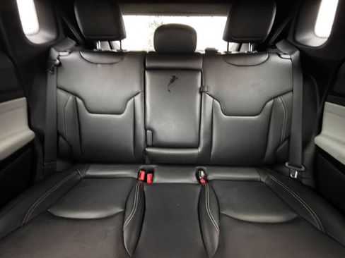 Used 2025 Jeep Compass Limited image 40