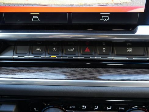 New 2026 Chevrolet Silverado 1500 LT image 17