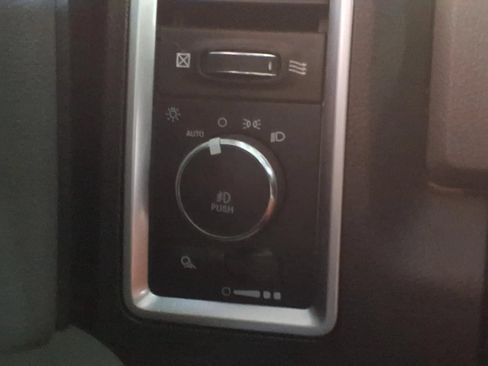 Used 2019 RAM 1500 Big Horn AWD/4WD image 26
