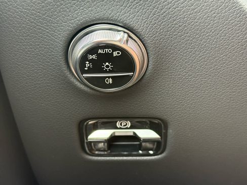 New 2025 Mercedes-Benz GLC 300 4MATIC image 30