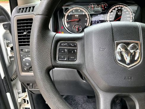 Used 2012 RAM 1500 Express AWD/4WD image 9