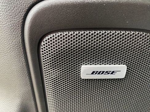 Used 2019 GMC Sierra 1500 SLT w/ SLT Convenience Package image 15