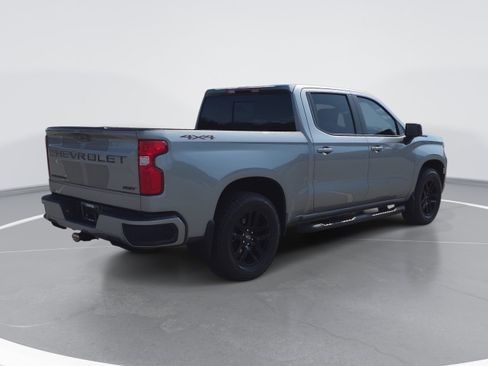 Used 2025 Chevrolet Silverado 1500 RST w/ Rally Edition AWD/4WD image 3