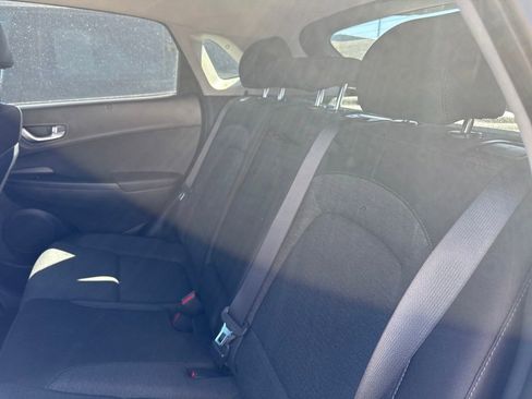 Used 2023 Hyundai Kona SE image 25