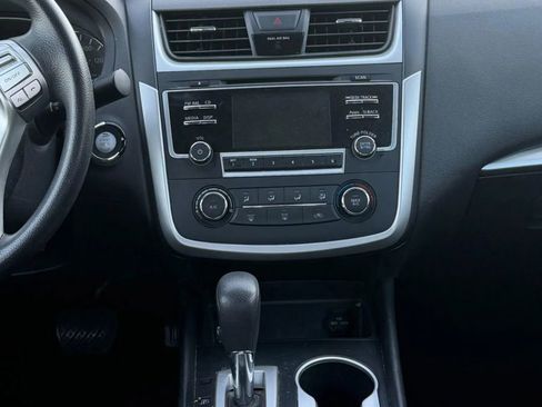 Used 2016 Nissan Altima 2.5 S w/ Power Driver Seat Package image 16