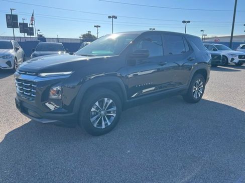 Used 2026 Chevrolet Equinox LT FWD image 7