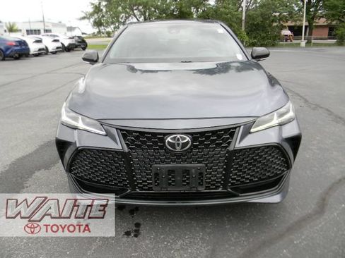 Used 2019 Toyota Avalon Touring w/ All Weather Liner Package FWD image 6