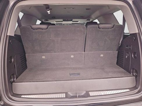 Used 2019 Cadillac Escalade Luxury image 6