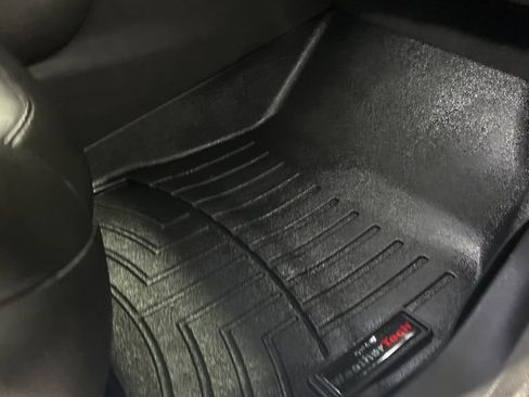 Used 2017 GMC Acadia SLT image 48