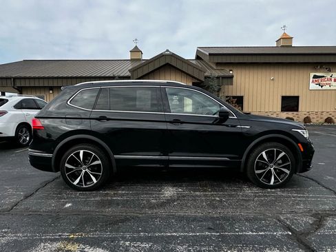 Used 2022 Volkswagen Tiguan SEL R-Line image 8