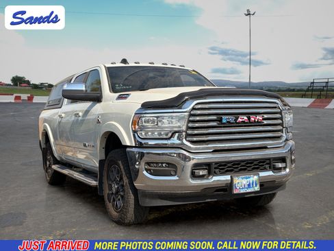 Used 2022 RAM 2500 Limited AWD/4WD image 1